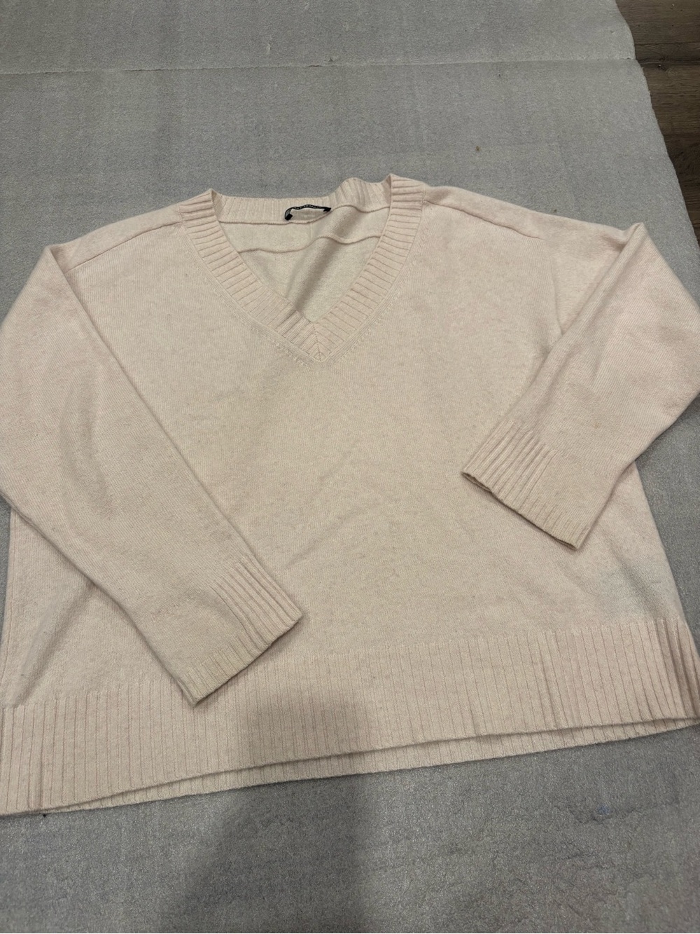 Luisa Cerano V-Neck Cream Wool Cashmere Slouchy Sweater - Picture 2 of 9